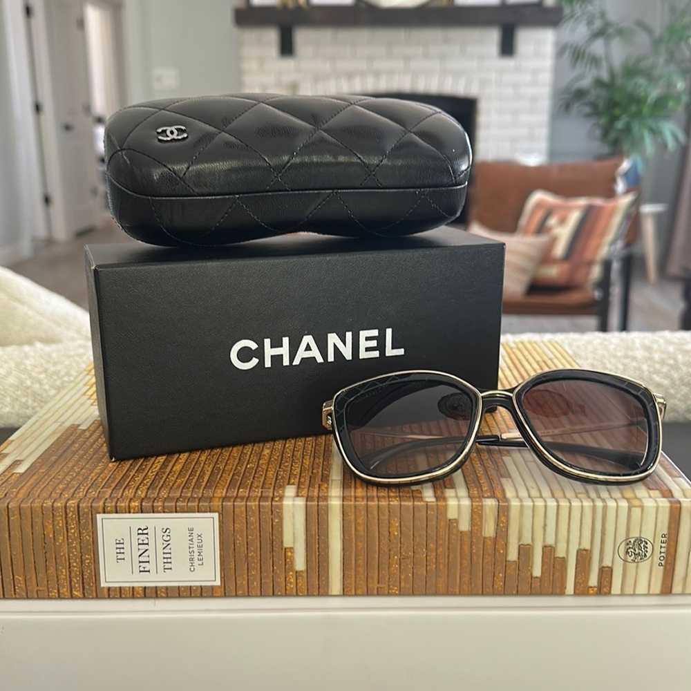 *AUTHENTIC* Chanel Sunglasses